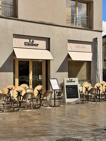 bistrot à place Saint-Germain - image 2