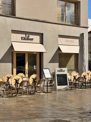 repas et déjeuner professionnel à place Saint-Germain - image 3