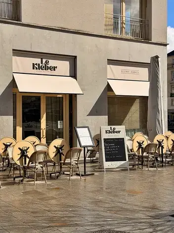 restaurant à place Saint-Germain - image 4